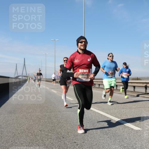 03.10.2025 - Köhlbrandbrückenlauf Yannick Fuchs http://msf.ph/oto/9185087 03.10.2025 11:42:11 Position 3 4186 meine-sportfotos.de