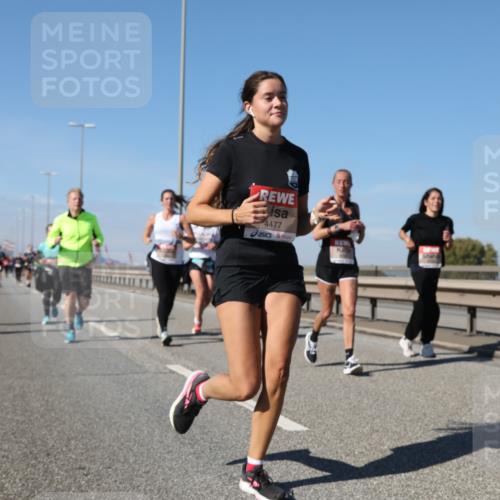 03.10.2025 - Köhlbrandbrückenlauf Yannick Fuchs http://msf.ph/oto/9185088 03.10.2025 12:03:23 Position 3 4477 meine-sportfotos.de