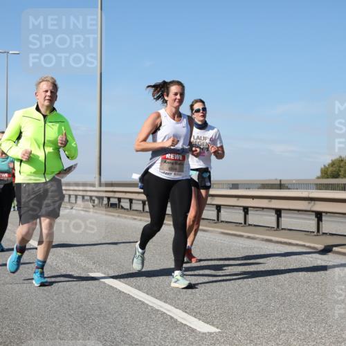 03.10.2025 - Köhlbrandbrückenlauf Yannick Fuchs http://msf.ph/oto/9185095 03.10.2025 12:03:24 Position 3 6394 meine-sportfotos.de