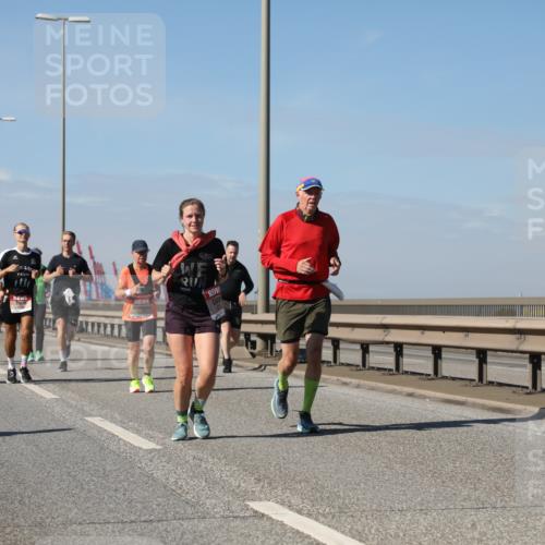 03.10.2025 - Köhlbrandbrückenlauf Yannick Fuchs http://msf.ph/oto/9185132 03.10.2025 12:03:29 Position 3  meine-sportfotos.de