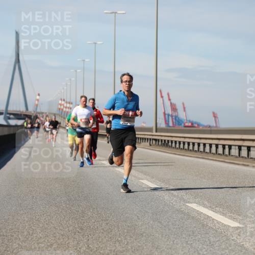 03.10.2025 - Köhlbrandbrückenlauf Yannick Fuchs http://msf.ph/oto/9185143 03.10.2025 11:42:18 Position 3  meine-sportfotos.de