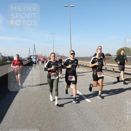 03.10.2025 - Köhlbrandbrückenlauf Yannick Fuchs http://msf.ph/oto/9185169 03.10.2025 12:03:35 Position 3 5277 meine-sportfotos.de