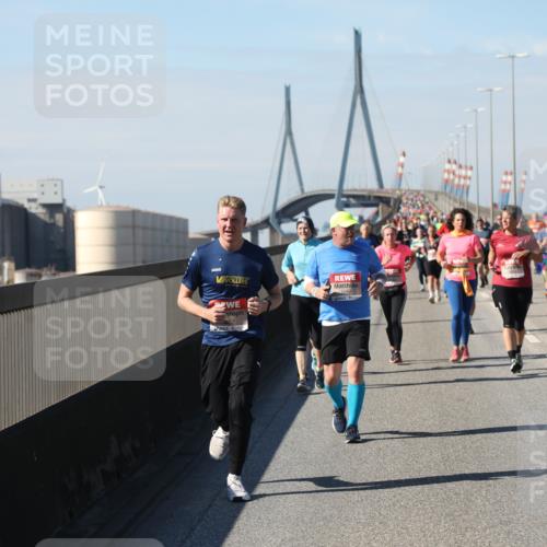 03.10.2025 - Köhlbrandbrückenlauf Yannick Fuchs http://msf.ph/oto/9185192 03.10.2025 12:03:38 Position 3  meine-sportfotos.de