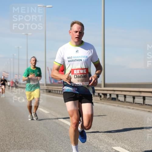 03.10.2025 - Köhlbrandbrückenlauf Yannick Fuchs http://msf.ph/oto/9185194 03.10.2025 11:42:23 Position 3 0, 6152 meine-sportfotos.de