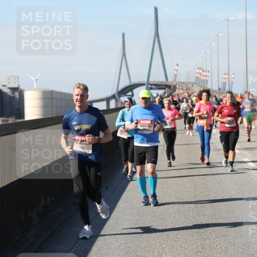 03.10.2025 - Köhlbrandbrückenlauf Yannick Fuchs http://msf.ph/oto/9185198 03.10.2025 12:03:38 Position 3 473, 5607 meine-sportfotos.de
