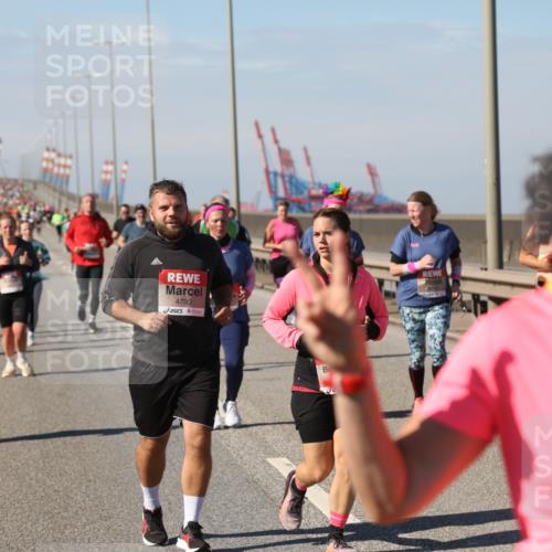 03.10.2025 - Köhlbrandbrückenlauf Yannick Fuchs http://msf.ph/oto/9185259 03.10.2025 12:03:46 Position 3 4793 meine-sportfotos.de