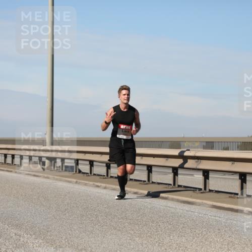 03.10.2025 - Köhlbrandbrückenlauf Yannick Fuchs http://msf.ph/oto/9185264 03.10.2025 11:42:33 Position 3  meine-sportfotos.de