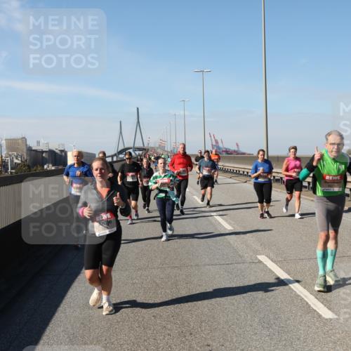 03.10.2025 - Köhlbrandbrückenlauf Yannick Fuchs http://msf.ph/oto/9185311 03.10.2025 12:03:52 Position 3 5200 meine-sportfotos.de
