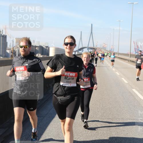 03.10.2025 - Köhlbrandbrückenlauf Yannick Fuchs http://msf.ph/oto/9185344 03.10.2025 12:03:55 Position 3 6345, 6346, 6191, 4815 meine-sportfotos.de