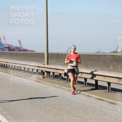 03.10.2025 - Köhlbrandbrückenlauf Yannick Fuchs http://msf.ph/oto/9185381 03.10.2025 12:04:02 Position 3 6541 meine-sportfotos.de
