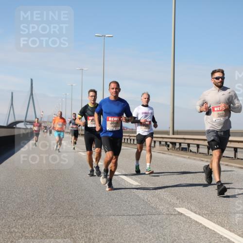 03.10.2025 - Köhlbrandbrückenlauf Yannick Fuchs http://msf.ph/oto/9185434 03.10.2025 11:43:01 Position 3 6741, 4126, 403 meine-sportfotos.de