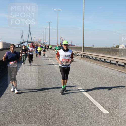 03.10.2025 - Köhlbrandbrückenlauf Yannick Fuchs http://msf.ph/oto/9185446 03.10.2025 12:04:12 Position 3  meine-sportfotos.de