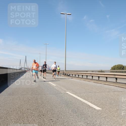 03.10.2025 - Köhlbrandbrückenlauf Yannick Fuchs http://msf.ph/oto/9185460 03.10.2025 11:43:04 Position 3  meine-sportfotos.de