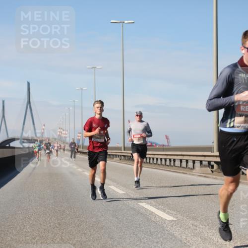 03.10.2025 - Köhlbrandbrückenlauf Yannick Fuchs http://msf.ph/oto/9185479 03.10.2025 11:43:07 Position 3 5775 meine-sportfotos.de