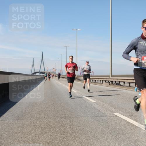 03.10.2025 - Köhlbrandbrückenlauf Yannick Fuchs http://msf.ph/oto/9185483 03.10.2025 11:43:07 Position 3  meine-sportfotos.de