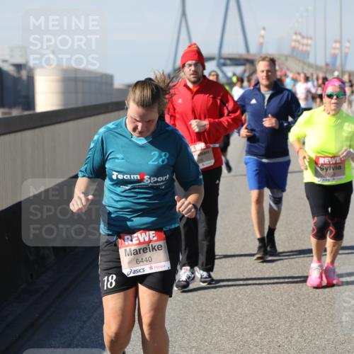 03.10.2025 - Köhlbrandbrückenlauf Yannick Fuchs http://msf.ph/oto/9185487 03.10.2025 12:04:18 Position 3 18, 28, 6440, 6553 meine-sportfotos.de