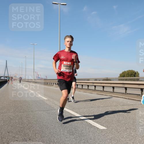 03.10.2025 - Köhlbrandbrückenlauf Yannick Fuchs http://msf.ph/oto/9185500 03.10.2025 11:43:09 Position 3 5926 meine-sportfotos.de