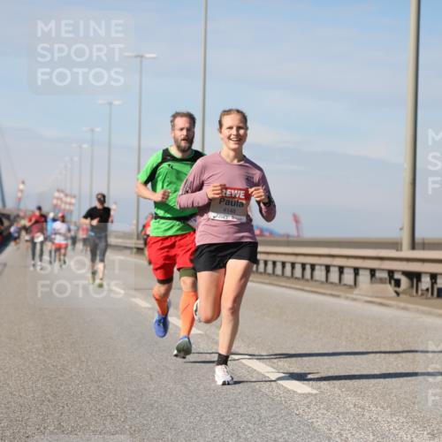 03.10.2025 - Köhlbrandbrückenlauf Yannick Fuchs http://msf.ph/oto/9185579 03.10.2025 11:43:23 Position 3 4148 meine-sportfotos.de
