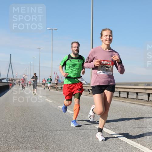 03.10.2025 - Köhlbrandbrückenlauf Yannick Fuchs http://msf.ph/oto/9185588 03.10.2025 11:43:25 Position 3 4148 meine-sportfotos.de