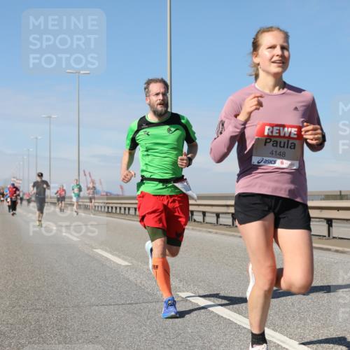 03.10.2025 - Köhlbrandbrückenlauf Yannick Fuchs http://msf.ph/oto/9185592 03.10.2025 11:43:25 Position 3 4148 meine-sportfotos.de