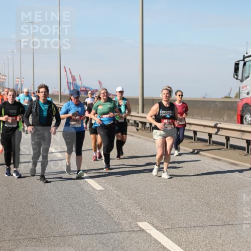 03.10.2025 - Köhlbrandbrückenlauf Yannick Fuchs http://msf.ph/oto/9185628 03.10.2025 12:04:36 Position 3 976, 83 meine-sportfotos.de