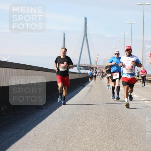 03.10.2025 - Köhlbrandbrückenlauf Yannick Fuchs http://msf.ph/oto/9185635 03.10.2025 11:43:32 Position 3  meine-sportfotos.de