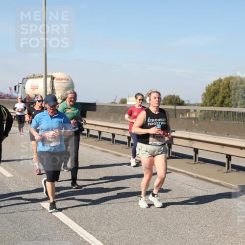 03.10.2025 - Köhlbrandbrückenlauf Yannick Fuchs http://msf.ph/oto/9185646 03.10.2025 12:04:38 Position 3 4897, 4976 meine-sportfotos.de