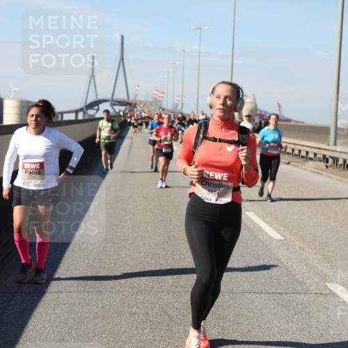 03.10.2025 - Köhlbrandbrückenlauf Yannick Fuchs http://msf.ph/oto/9185692 03.10.2025 12:04:41 Position 3 5171, 5394 meine-sportfotos.de