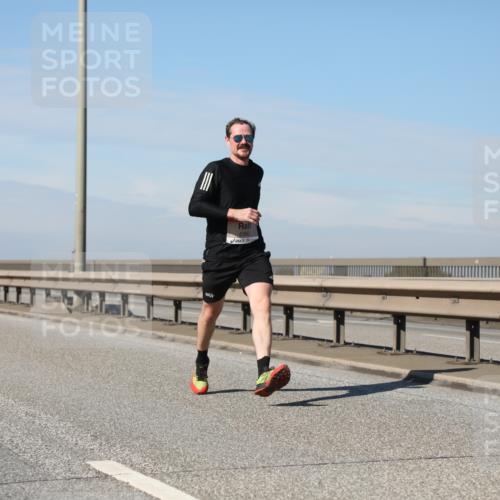 03.10.2025 - Köhlbrandbrückenlauf Yannick Fuchs http://msf.ph/oto/9185716 03.10.2025 11:43:38 Position 3 6390 meine-sportfotos.de