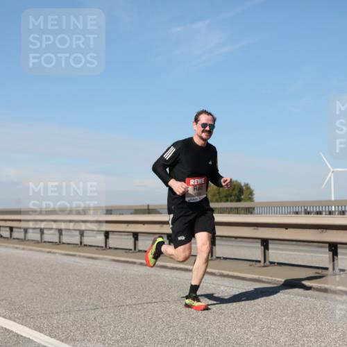 03.10.2025 - Köhlbrandbrückenlauf Yannick Fuchs http://msf.ph/oto/9185732 03.10.2025 11:43:39 Position 3  meine-sportfotos.de