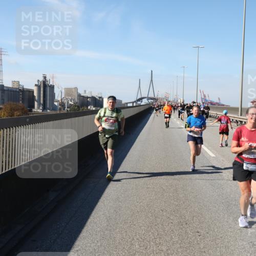03.10.2025 - Köhlbrandbrückenlauf Yannick Fuchs http://msf.ph/oto/9185738 03.10.2025 12:04:46 Position 3  meine-sportfotos.de