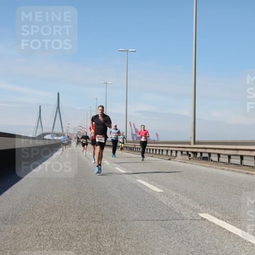 03.10.2025 - Köhlbrandbrückenlauf Yannick Fuchs http://msf.ph/oto/9185739 03.10.2025 11:43:39 Position 3  meine-sportfotos.de