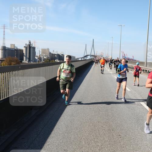 03.10.2025 - Köhlbrandbrückenlauf Yannick Fuchs http://msf.ph/oto/9185743 03.10.2025 12:04:47 Position 3  meine-sportfotos.de
