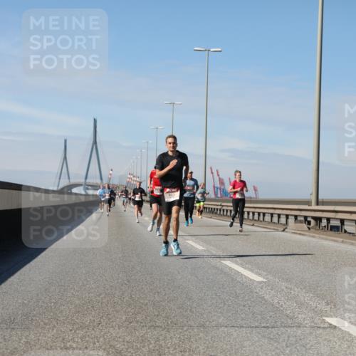 03.10.2025 - Köhlbrandbrückenlauf Yannick Fuchs http://msf.ph/oto/9185744 03.10.2025 11:43:40 Position 3  meine-sportfotos.de