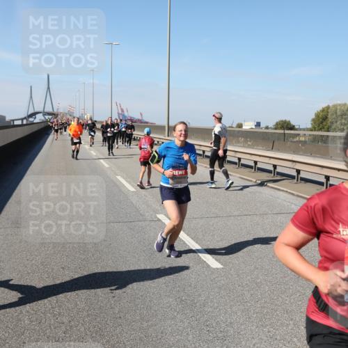 03.10.2025 - Köhlbrandbrückenlauf Yannick Fuchs http://msf.ph/oto/9185755 03.10.2025 12:04:48 Position 3 10, 5780 meine-sportfotos.de
