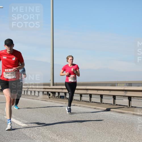03.10.2025 - Köhlbrandbrückenlauf Yannick Fuchs http://msf.ph/oto/9185791 03.10.2025 11:43:43 Position 3 6654 meine-sportfotos.de