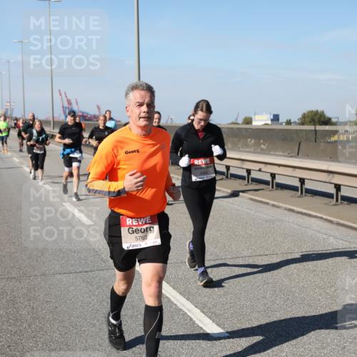 03.10.2025 - Köhlbrandbrückenlauf Yannick Fuchs http://msf.ph/oto/9185799 03.10.2025 12:04:54 Position 3 5762, 5504 meine-sportfotos.de