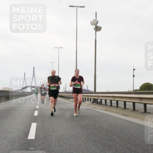 03.10.2025 - Köhlbrandbrückenlauf Matties Gatica Varas http://msf.ph/oto/9185801 03.10.2025 15:43:37 Position 3  meine-sportfotos.de