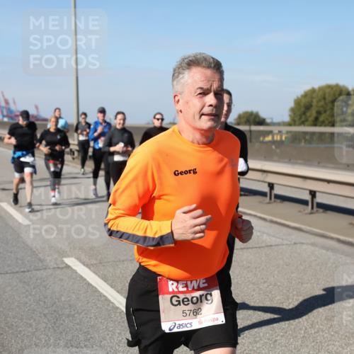 03.10.2025 - Köhlbrandbrückenlauf Yannick Fuchs http://msf.ph/oto/9185807 03.10.2025 12:04:54 Position 3 5762 meine-sportfotos.de