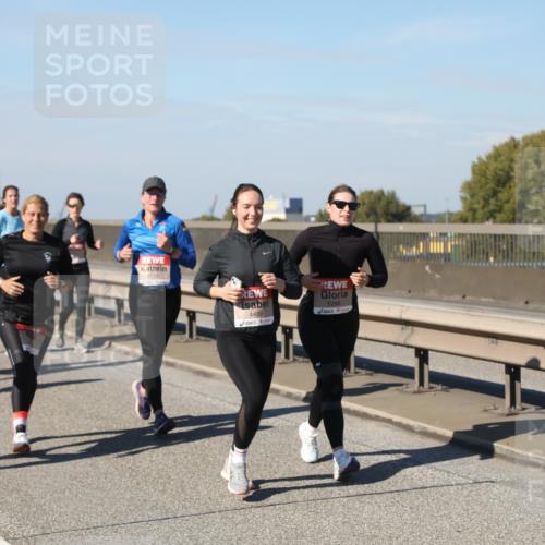 03.10.2025 - Köhlbrandbrückenlauf Yannick Fuchs http://msf.ph/oto/9185816 03.10.2025 12:04:56 Position 3 6110, 4489, 5288 meine-sportfotos.de