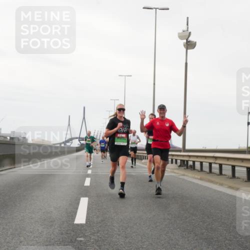 03.10.2025 - Köhlbrandbrückenlauf Matties Gatica Varas http://msf.ph/oto/9185822 03.10.2025 15:43:41 Position 3  meine-sportfotos.de