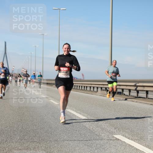 03.10.2025 - Köhlbrandbrückenlauf Yannick Fuchs http://msf.ph/oto/9185827 03.10.2025 11:43:46 Position 3 4111 meine-sportfotos.de