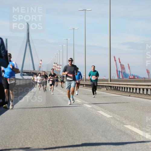 03.10.2025 - Köhlbrandbrückenlauf Yannick Fuchs http://msf.ph/oto/9185867 03.10.2025 11:43:50 Position 3  meine-sportfotos.de