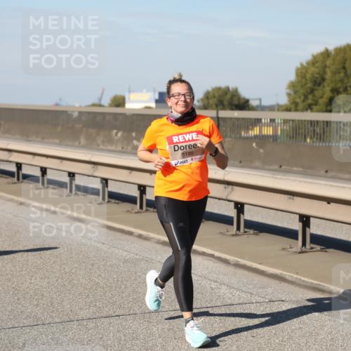 03.10.2025 - Köhlbrandbrückenlauf Yannick Fuchs http://msf.ph/oto/9185877 03.10.2025 12:05:02 Position 3 5195 meine-sportfotos.de
