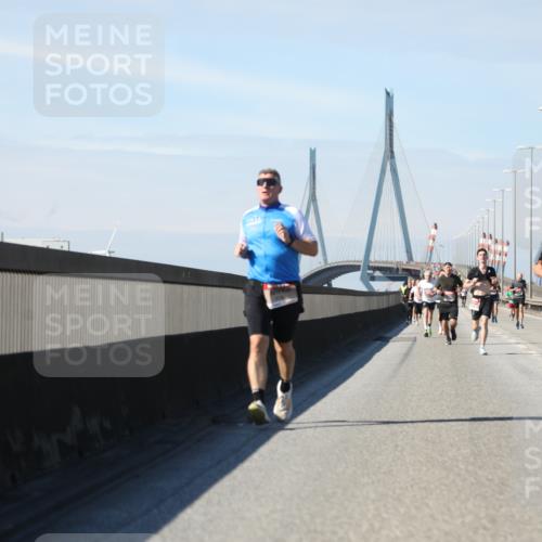 03.10.2025 - Köhlbrandbrückenlauf Yannick Fuchs http://msf.ph/oto/9185891 03.10.2025 11:43:51 Position 3  meine-sportfotos.de