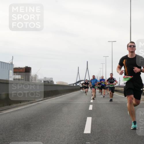 03.10.2025 - Köhlbrandbrückenlauf Matties Gatica Varas http://msf.ph/oto/9185933 03.10.2025 15:44:14 Position 3  meine-sportfotos.de