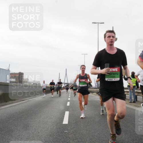 03.10.2025 - Köhlbrandbrückenlauf Matties Gatica Varas http://msf.ph/oto/9185968 03.10.2025 15:44:22 Position 3 7096 meine-sportfotos.de