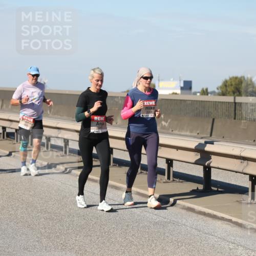 03.10.2025 - Köhlbrandbrückenlauf Yannick Fuchs http://msf.ph/oto/9185971 03.10.2025 12:05:10 Position 3 5285, 5308 meine-sportfotos.de