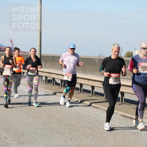 03.10.2025 - Köhlbrandbrückenlauf Yannick Fuchs http://msf.ph/oto/9185979 03.10.2025 12:05:10 Position 3 5285, 5308 meine-sportfotos.de