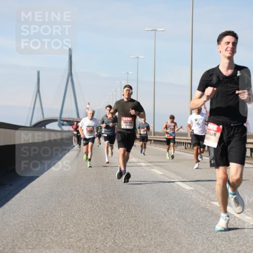 03.10.2025 - Köhlbrandbrückenlauf Yannick Fuchs http://msf.ph/oto/9185981 03.10.2025 11:44:00 Position 3 4108, 4475 meine-sportfotos.de